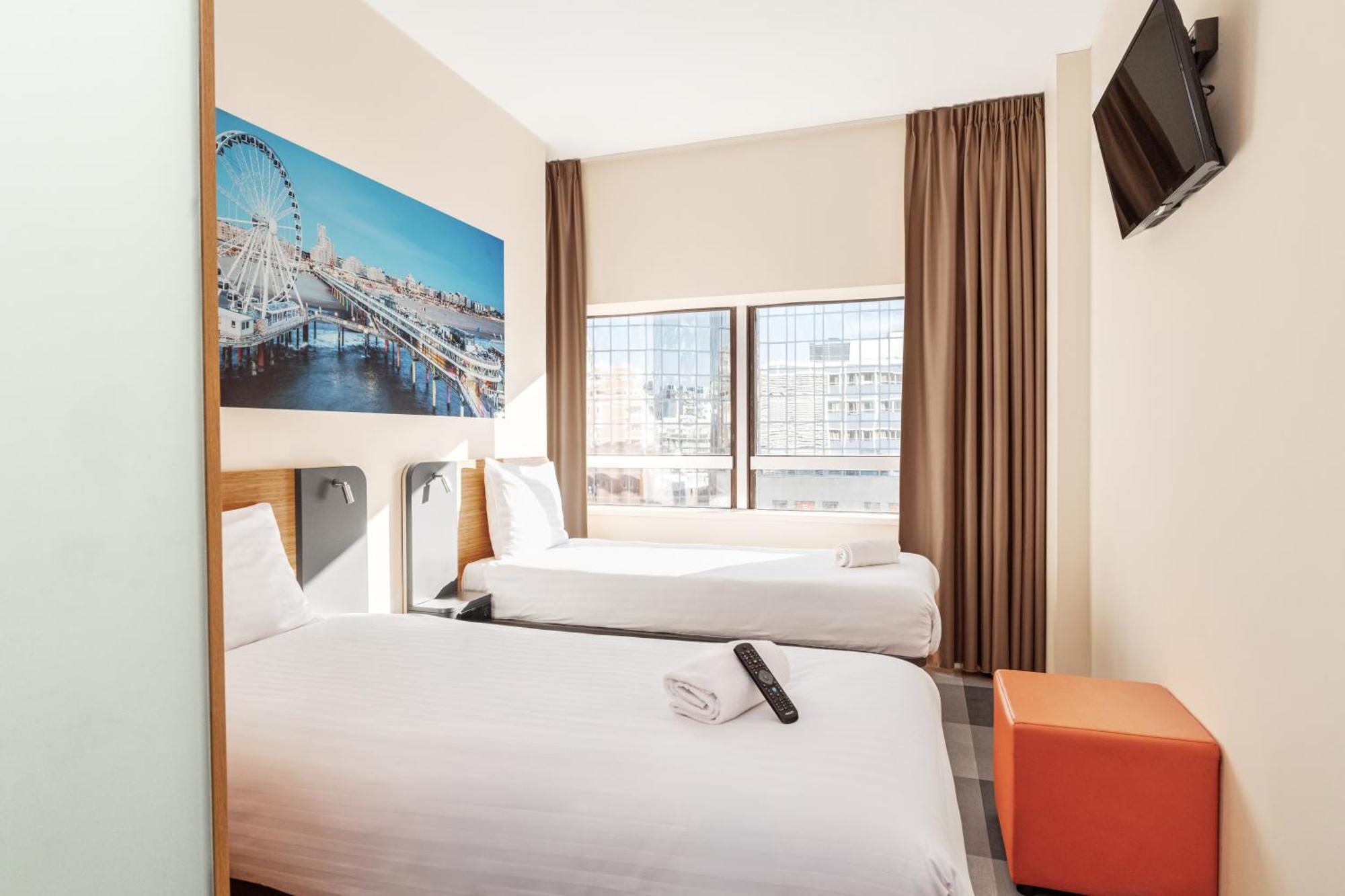 Hotel Easyhotel Scheveningen 2*